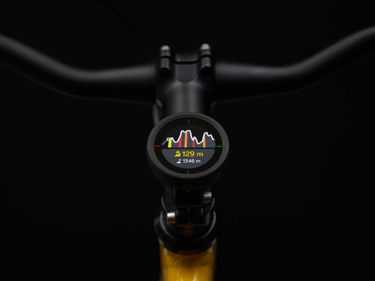 Nawigacja rowerowa GPS Beeline Velo 2 - Grafika lifestyle