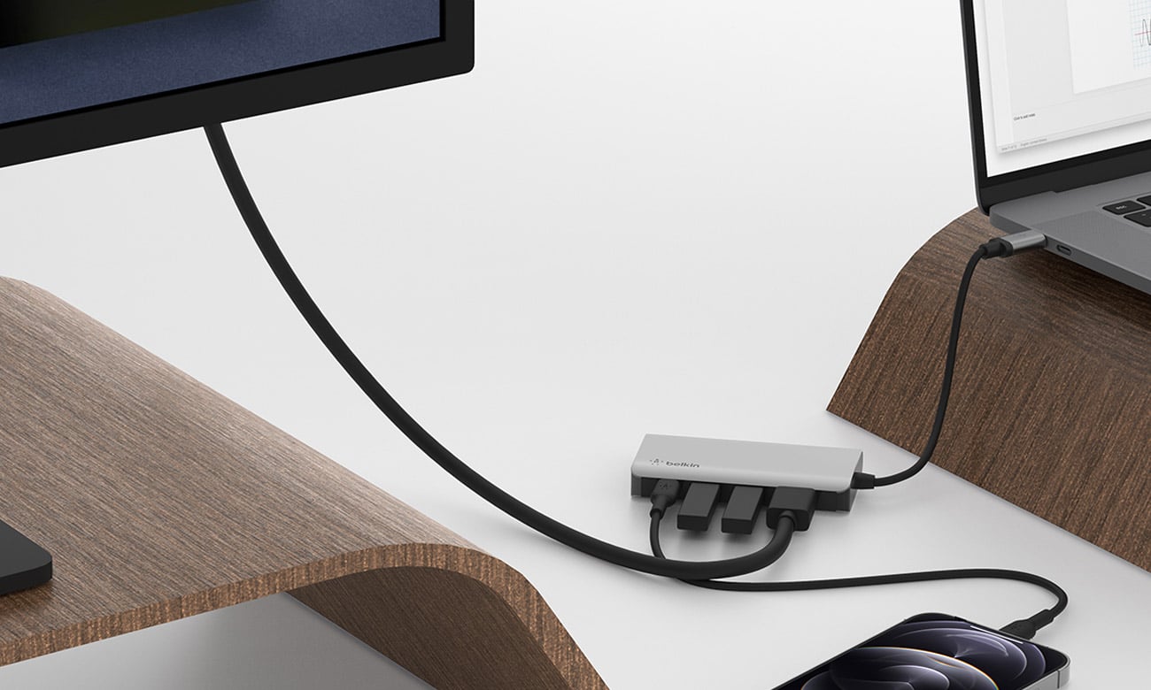 Stacja dokująca do laptopa Belkin USB-C 4w1 podłączone akcesoria