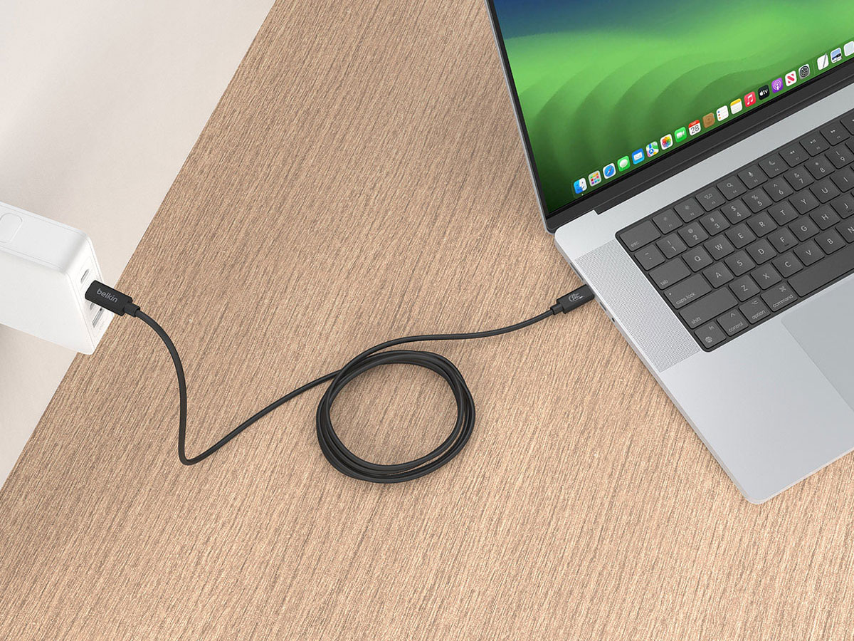 Belkin Kabel USB-C 240W + 20Gbps, 2 m
