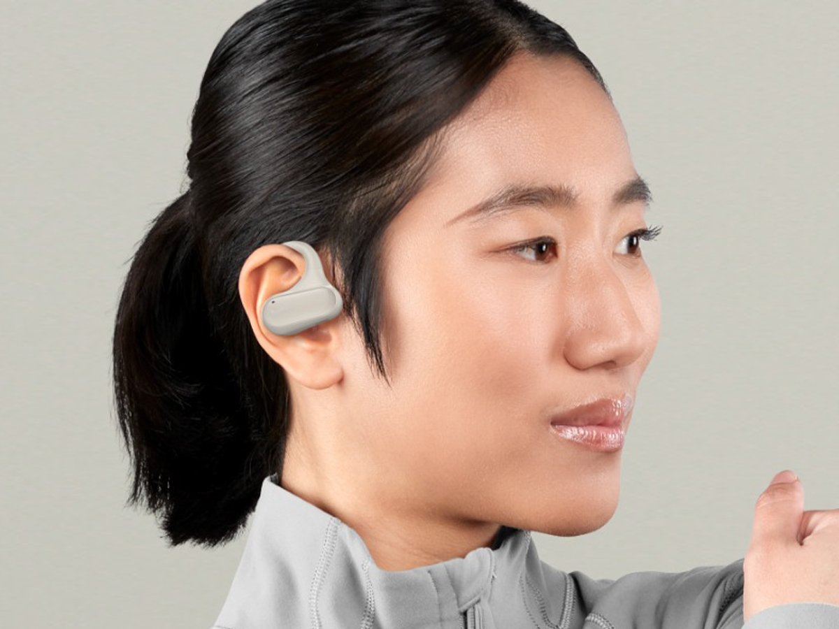 Słuchawki bezprzewodowe Belkin SoundForm ClearFit - Grafika lifestyle