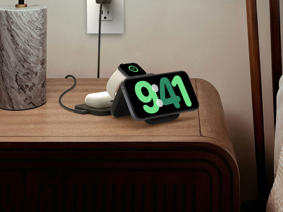 Belkin Podróżna magnetyczna podkładka ładująca 3w1 15W, czarna
