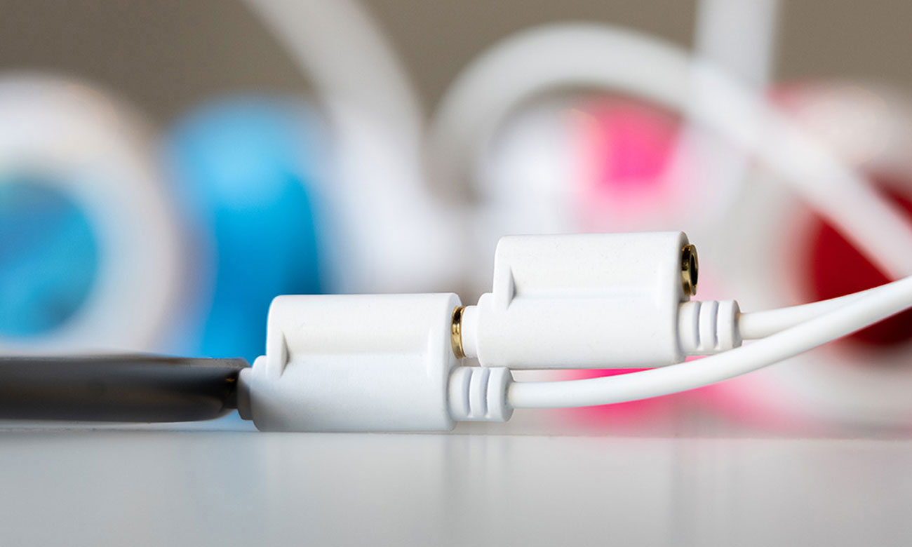 BuddyPhones School Plus niebieskie kabel