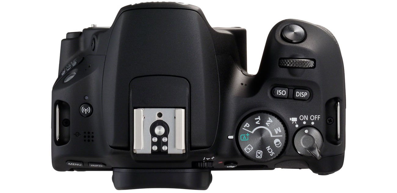 Canon EOS 200D Konstrukcja