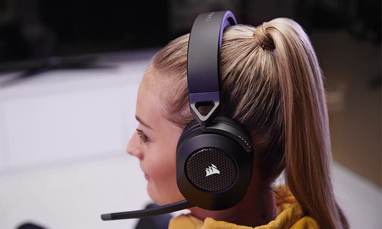 Gamingowy zestaw słuchawkowy Corsair HS65 Wireless v2 Czarny - Grafika lifestyle