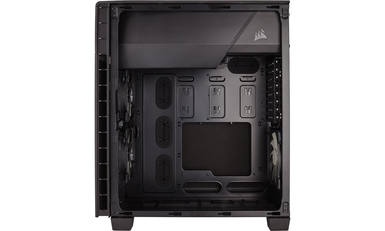 Corsair Carbide Series Quiet 600Q wnętrze