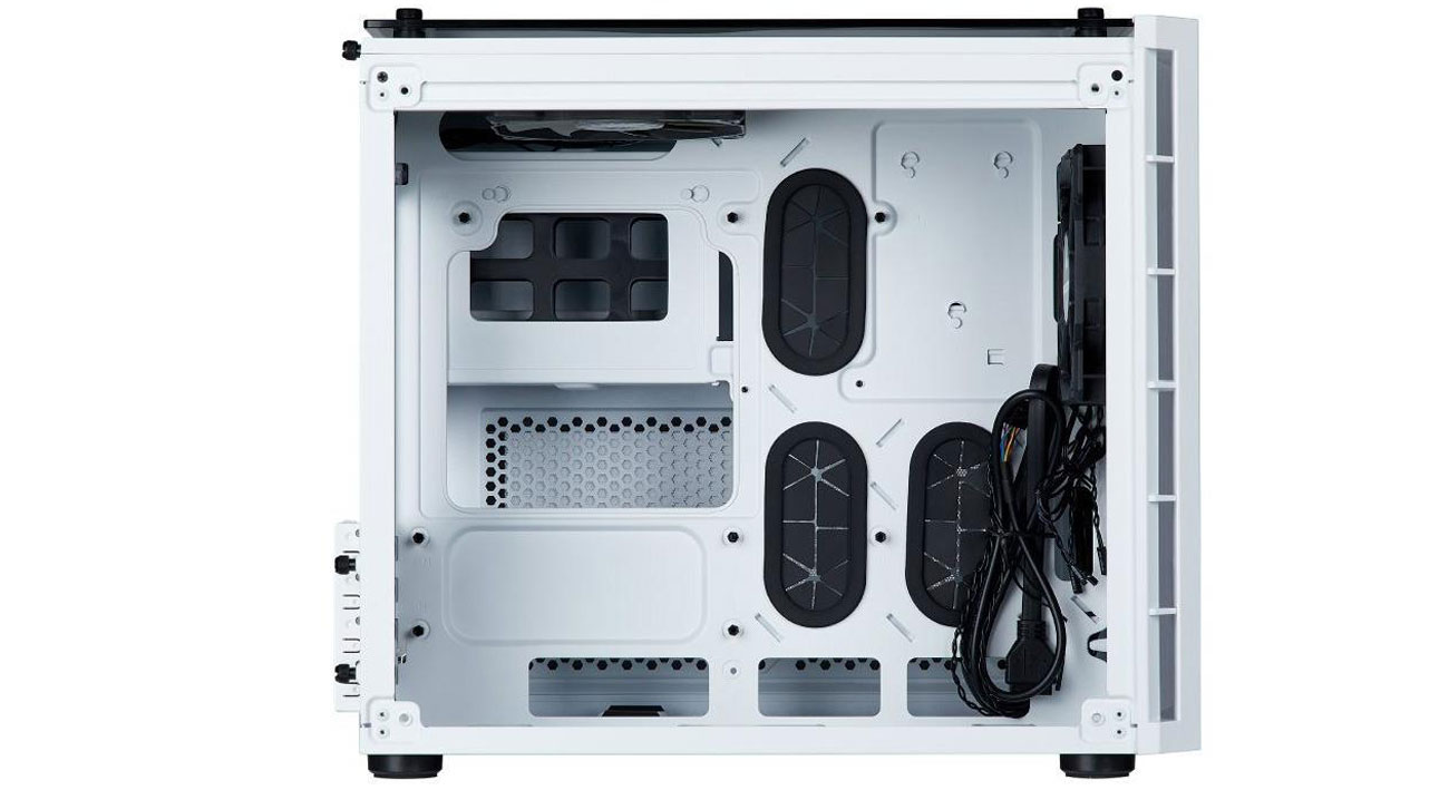 Corsair Crystal Series 280X wnętrze