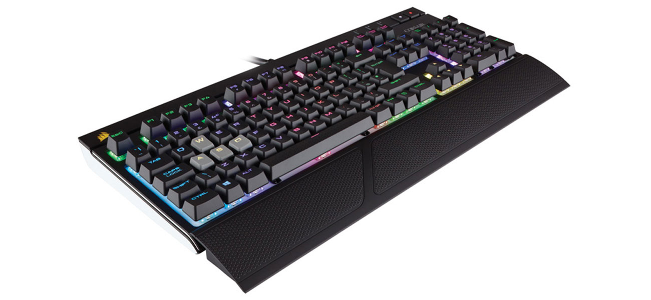 Corsair Strafe WSAD komfort i kontrola