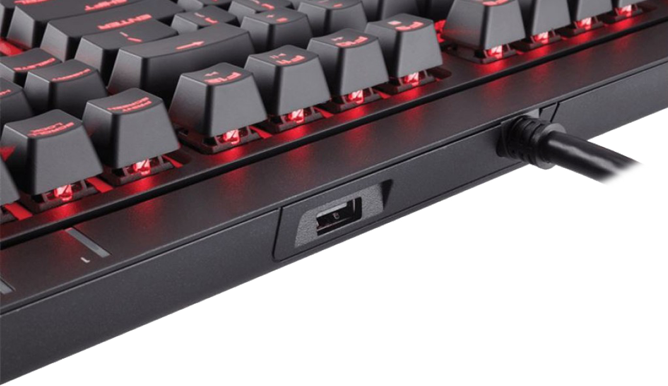 Corsair STRAFE port USB