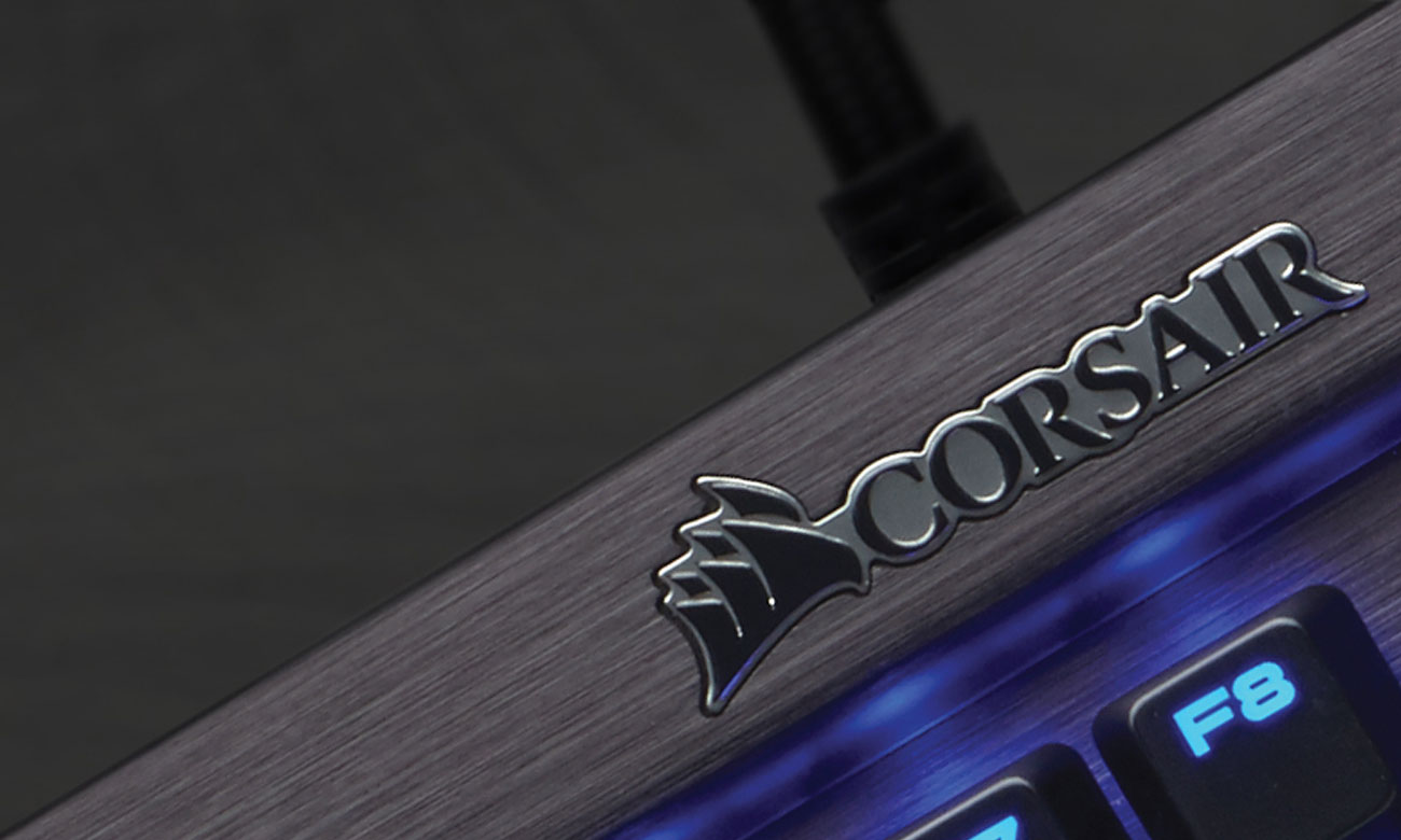 Corsair K70 LUX Przełączniki Cherry MX Red Aluminiowa Obudowa