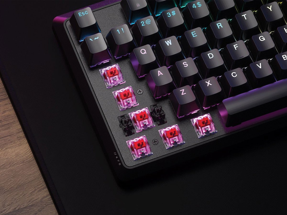 Corsair K70 CORE RGB MLX Red