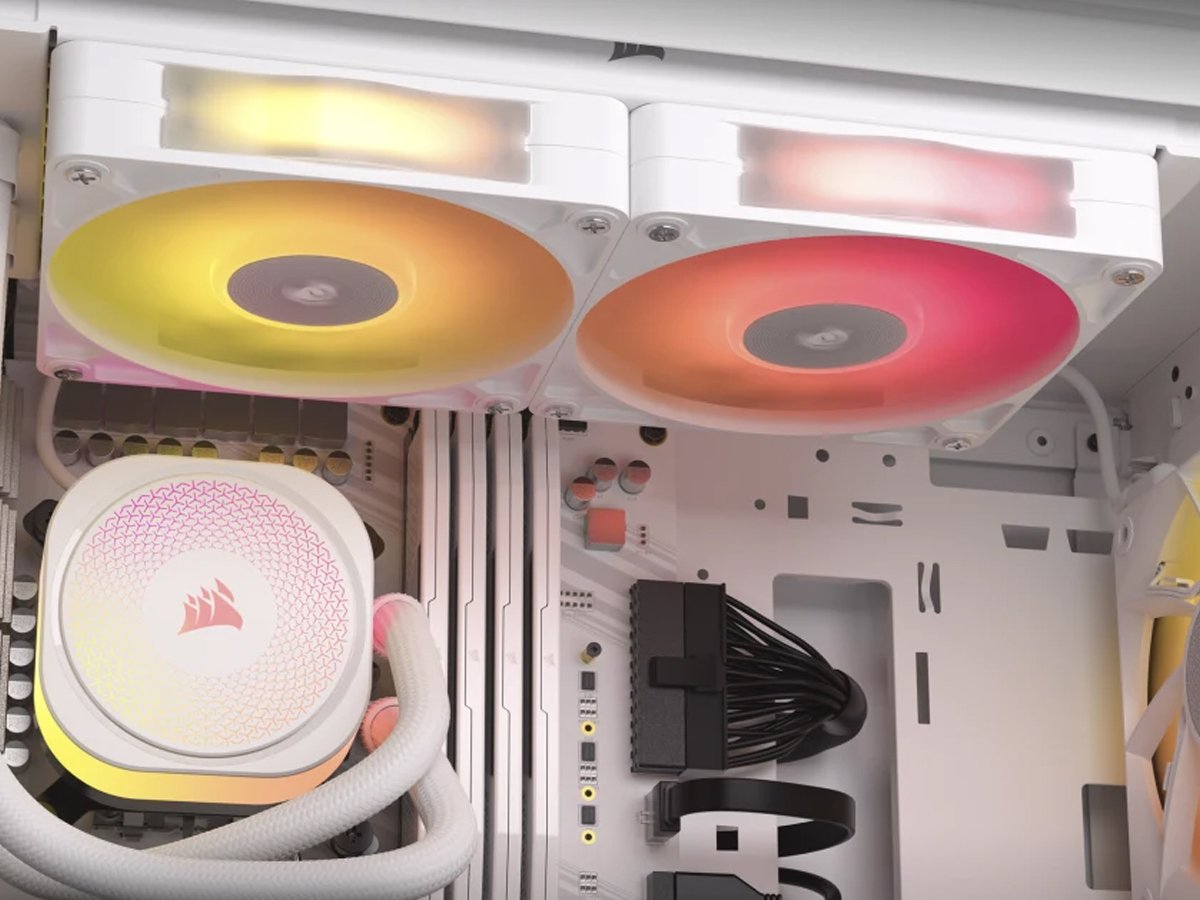 Corsair iCUE LINK TITAN 360 RX RGB