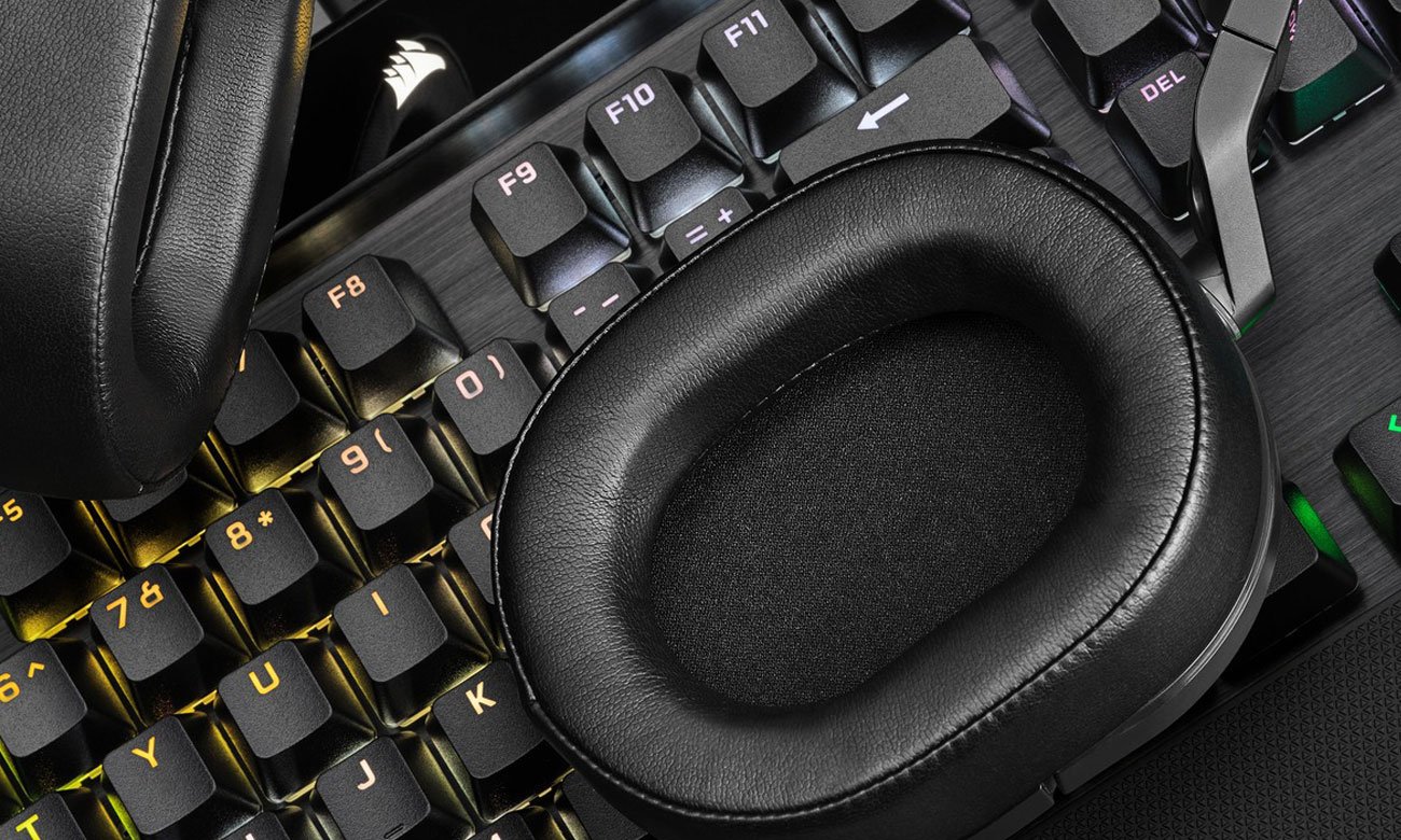 Zestaw słuchawkowy Corsair HS55 Surround Carbon - Nauszniki od wewnątrz
