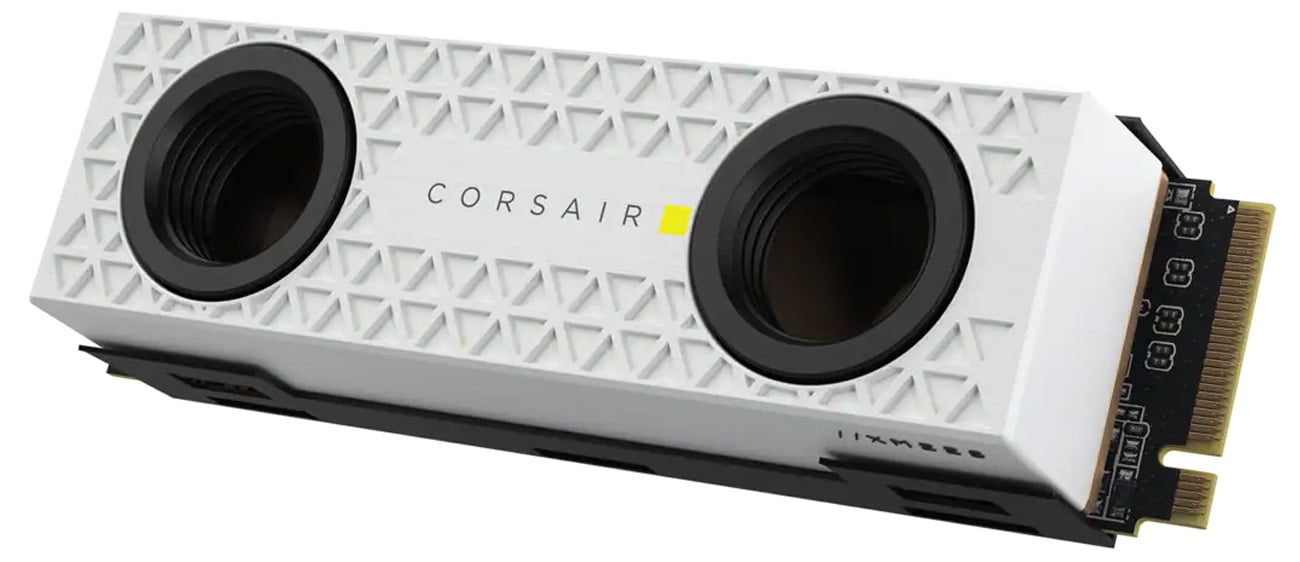 Dysk SSD M.2 Corsair MP600 Pro XT Hydro X White - Widok od przodu pod ktem