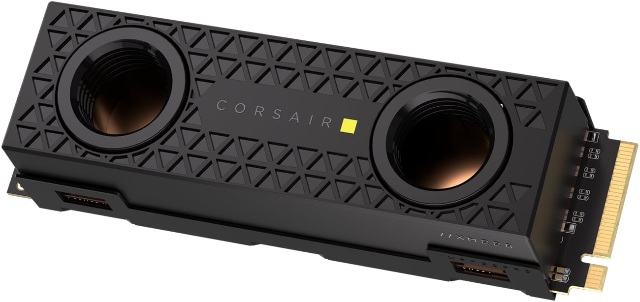 Dysk SSD M.2 Corsair MP700 PRO Hydro X - Widok od przodu pod kątem