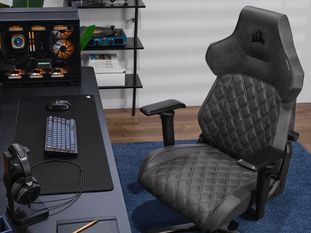 Fotel gamingowy Corsair TC500 LUXE Shadow - Grafika lifestyle