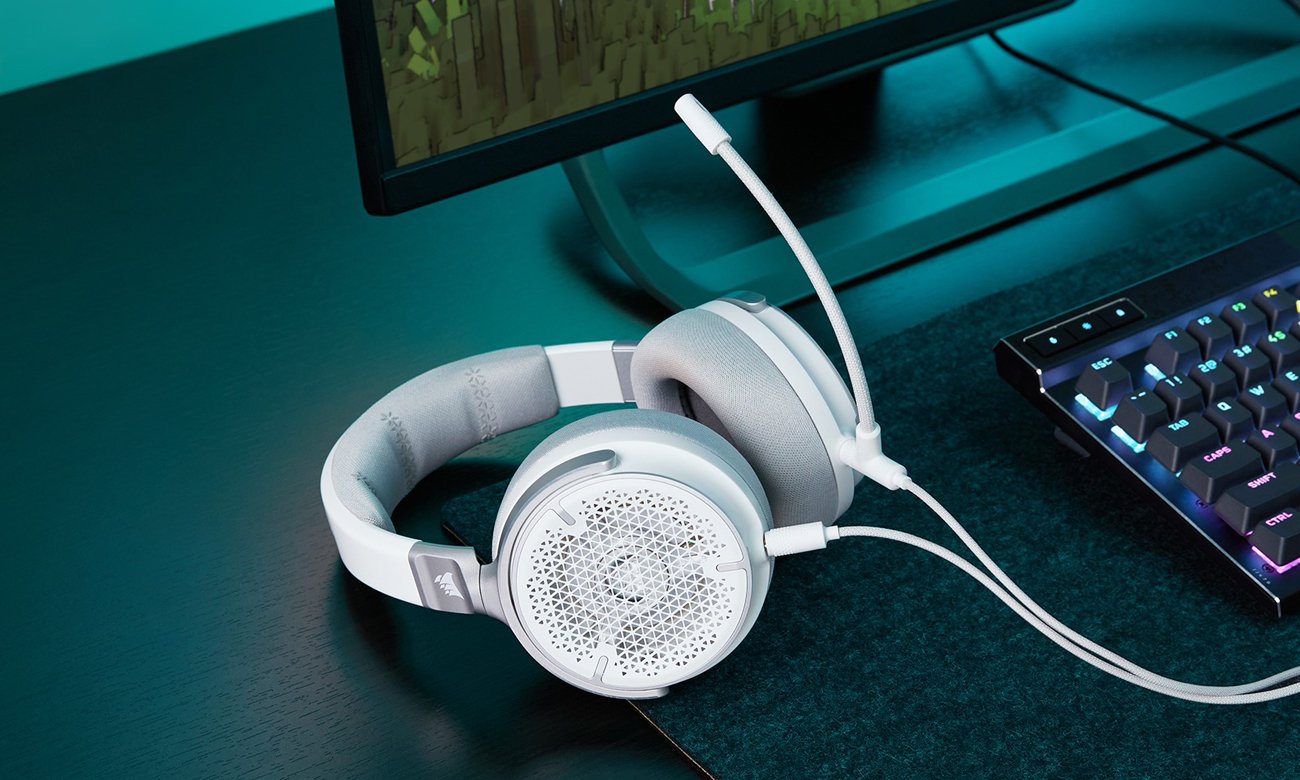 Zestaw słuchawkowy Corsair Virtuoso Pro Biały - Grafika lifestyle