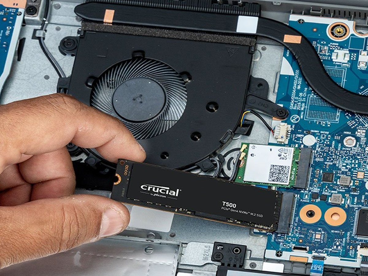 Dysk Crucial M.2 PCIe Gen4 NVMe T500 - Grafika lifestyle