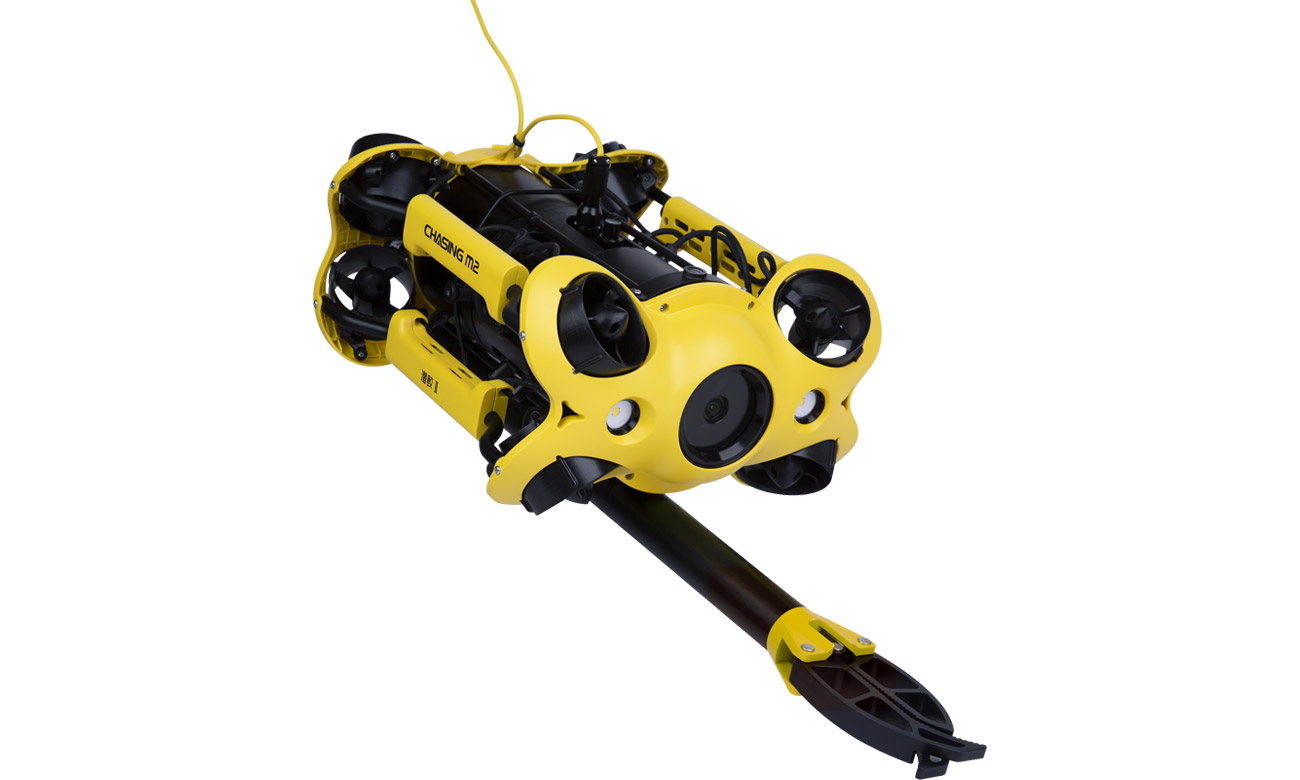 Dron podwodny Chasing M2 200M - Widok od przodu pod kątem + chwytak