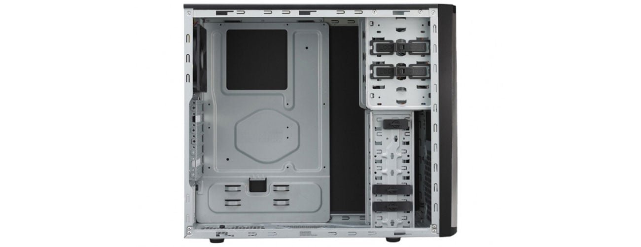 Cooler Master ELITE 371 wnętrze chłodzenie montaz
