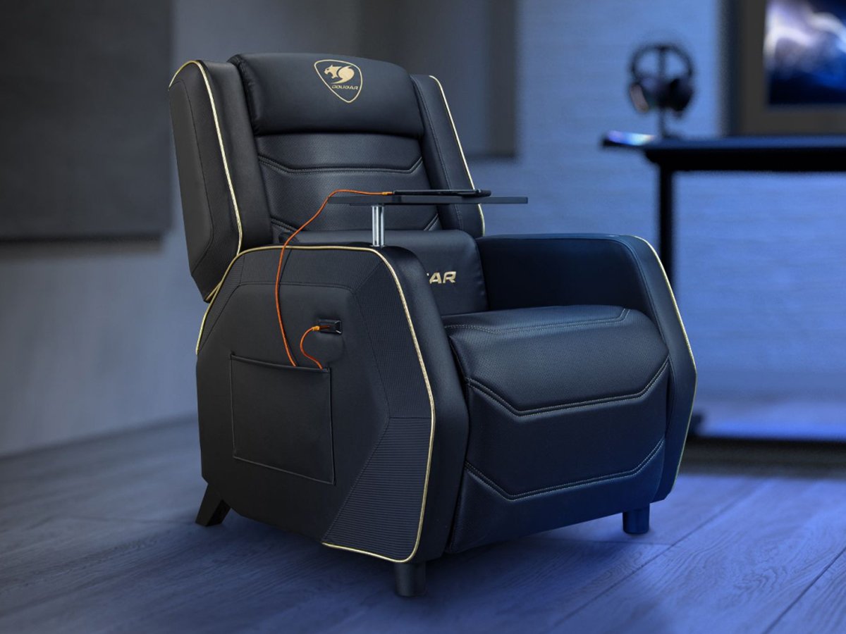 Fotel gamingowy Cougar Ranger PRO Royal - Grafika lifestyle