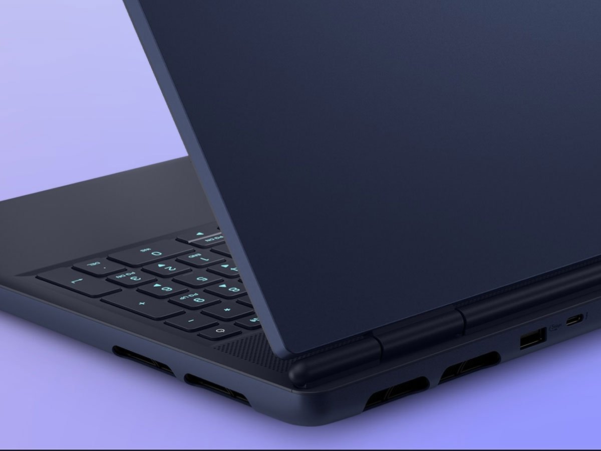 Dell Alienware 16X Aurora tył laptopa