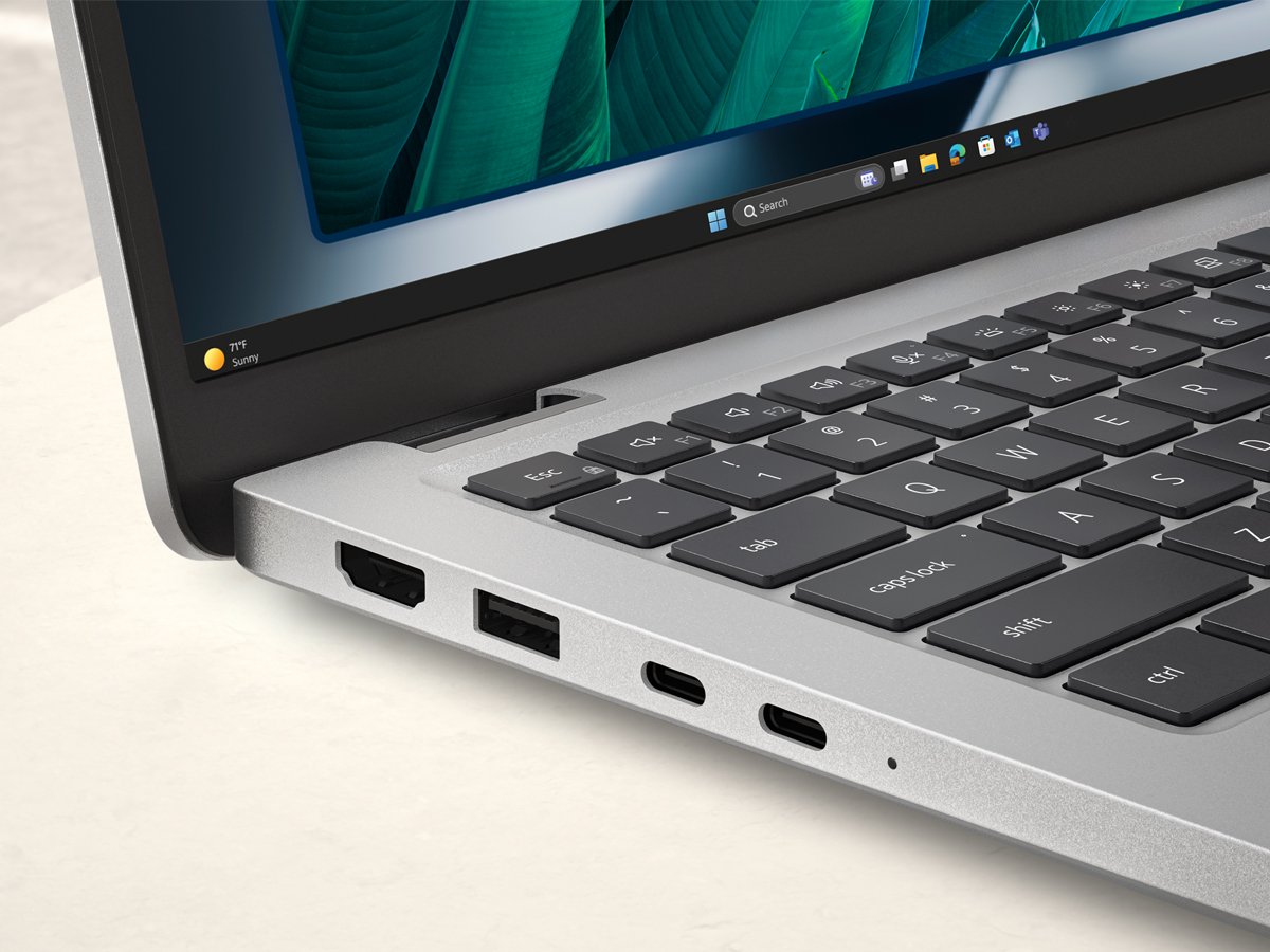 Dell Pro 13 Plus widok portów dostępnych w laptopie