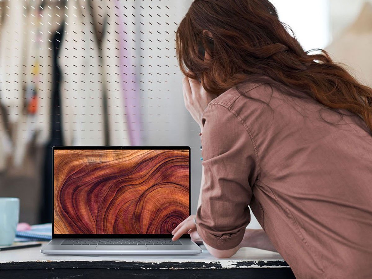 Dell Inspiron 16 Plus ekran