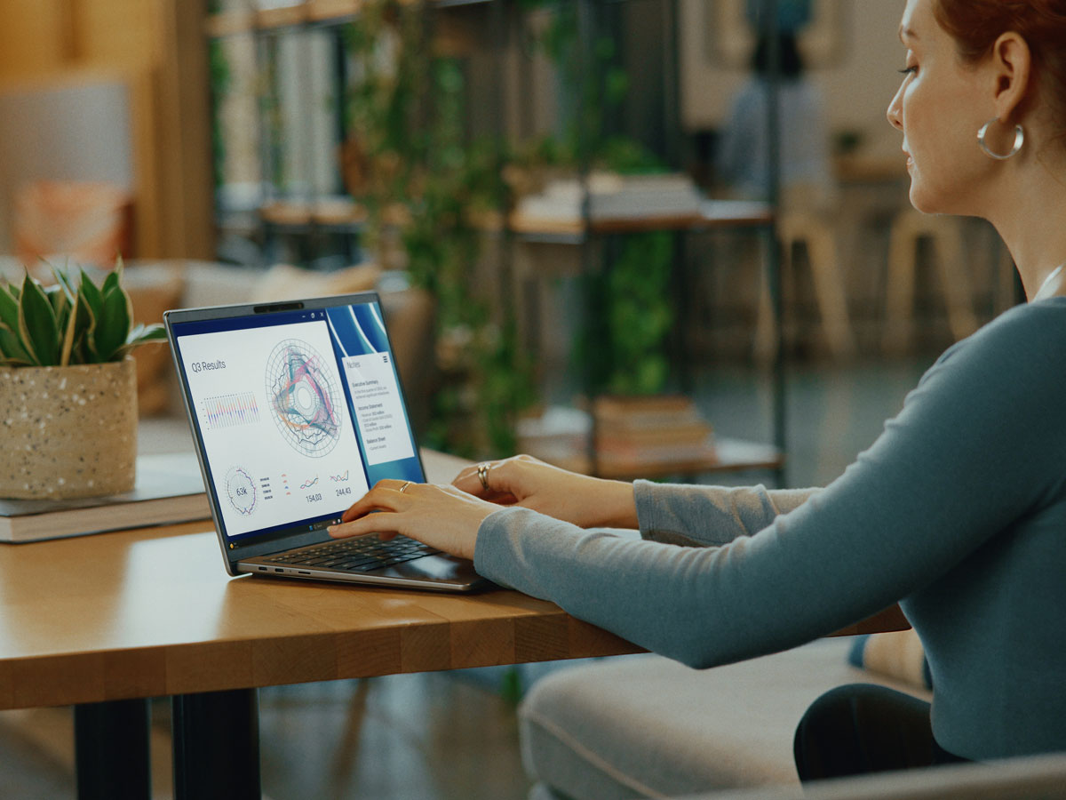 Dell Latitude 7455 wygląd laptopa