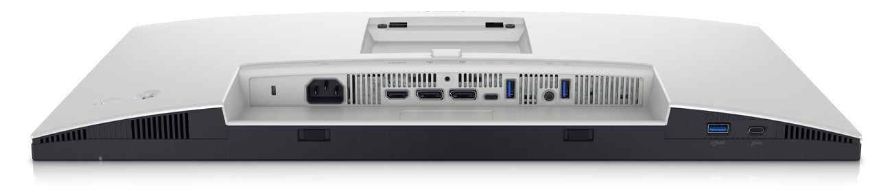 Kobieta pracuje na monitorze Dell U2424H