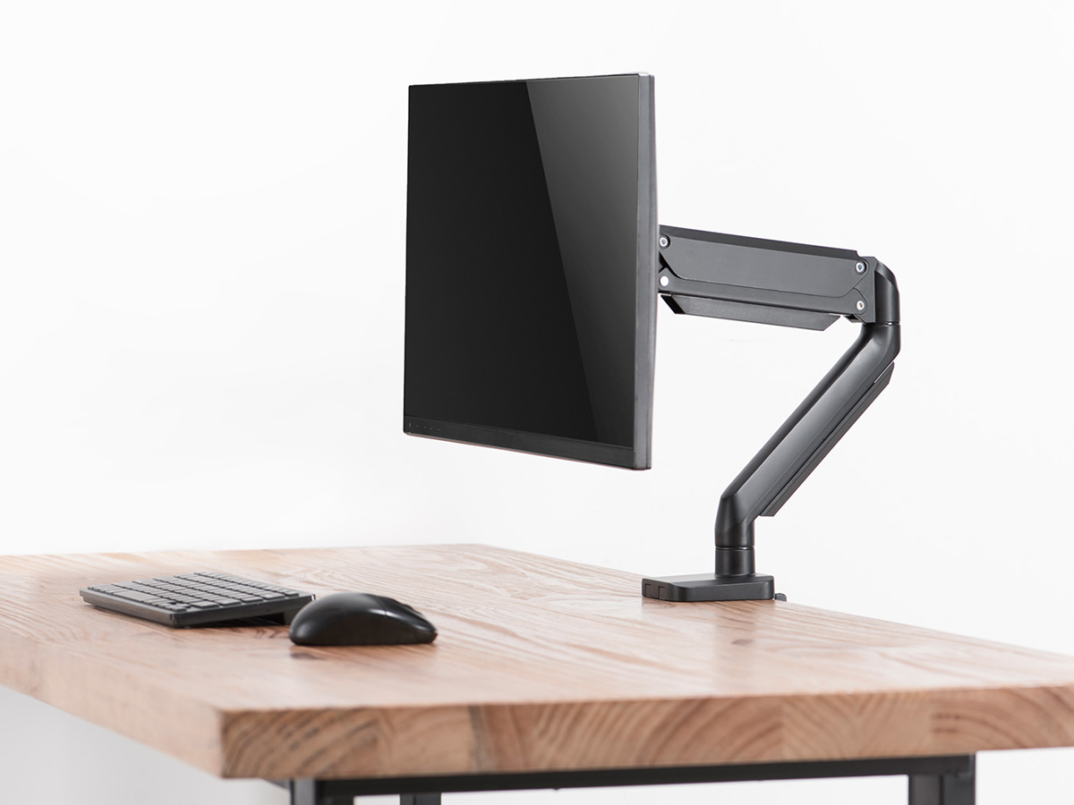 Deltaco ARM-0350 17-32 Czarny