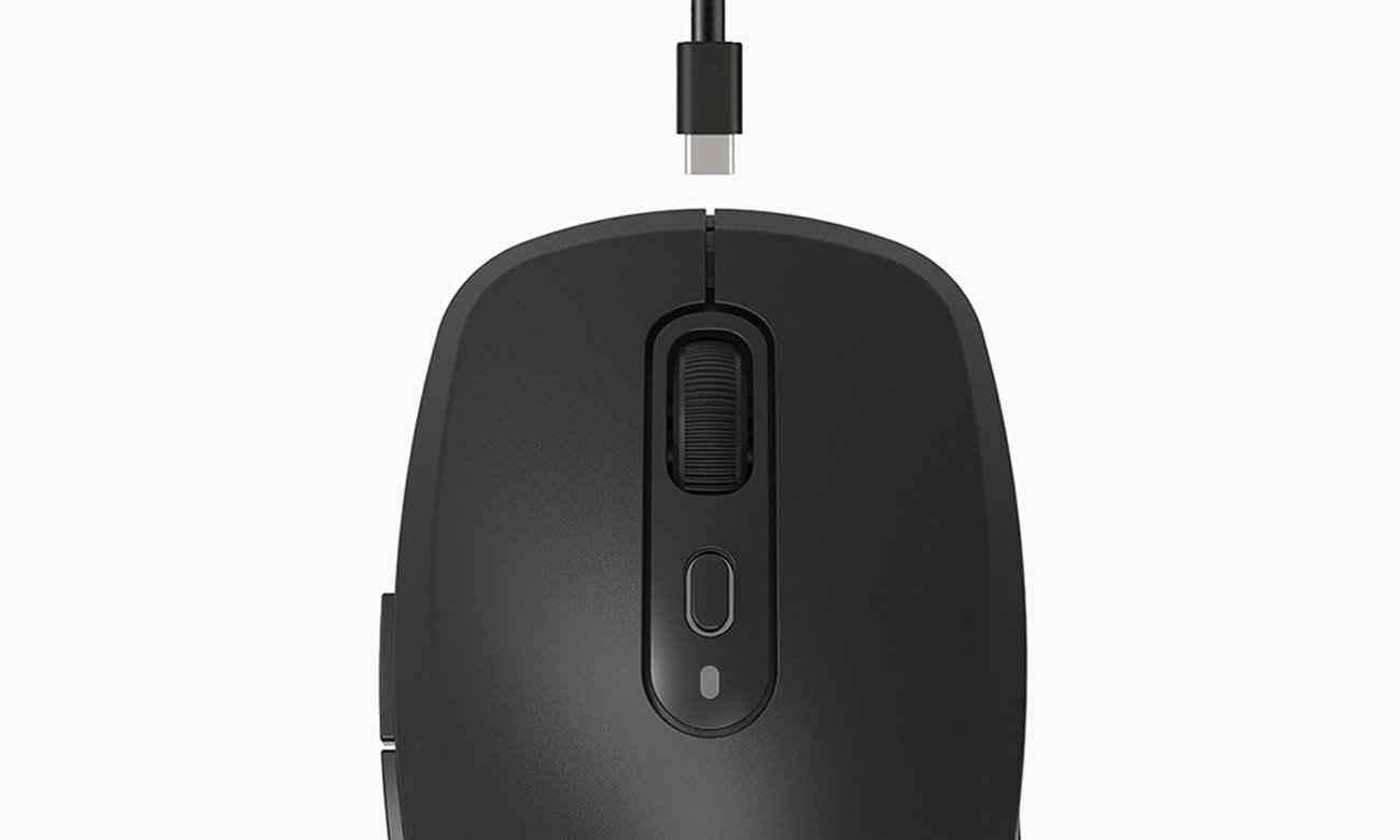 Delux M523DB podłączona kablem USB-C