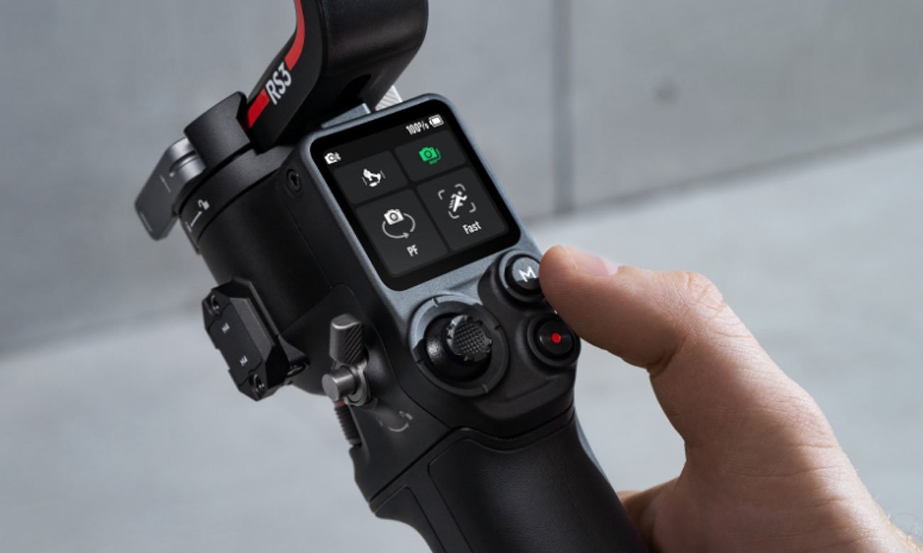 Stabilizator do aparatu DJI RS 3 Pro Combo sterowanie