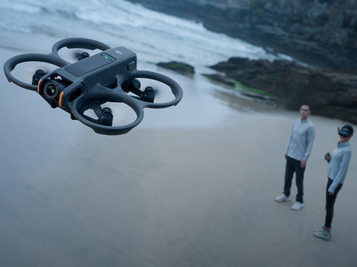 Dron DJI Avata 2 - Grafika lifestyle