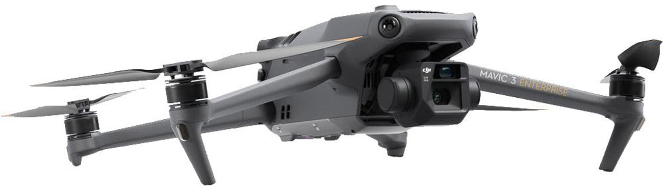 Dron DJI Mavic 3 Enterprise - Widok od przodu pod kątem