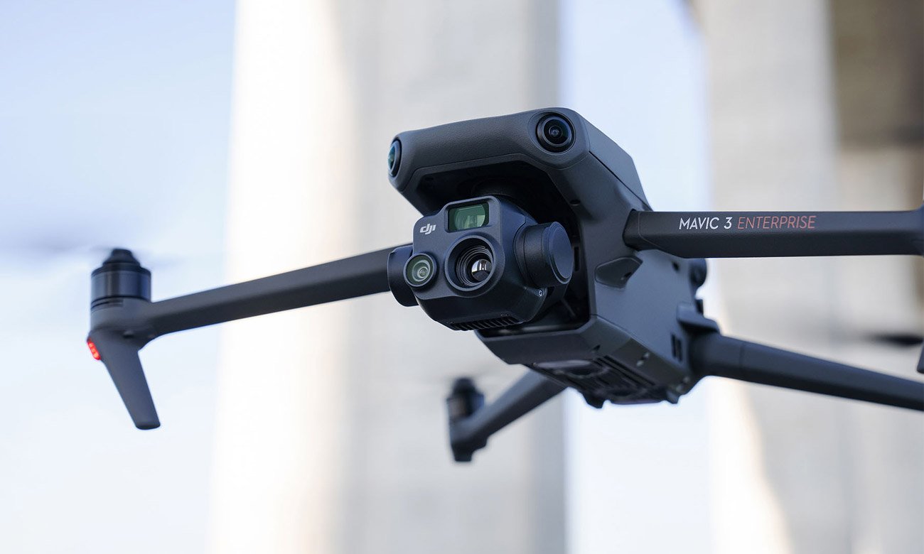 Dron DJI Mavic 3 Thermal - Wielokierunkowe wykrywanie przeszkód i system APAS 5.0