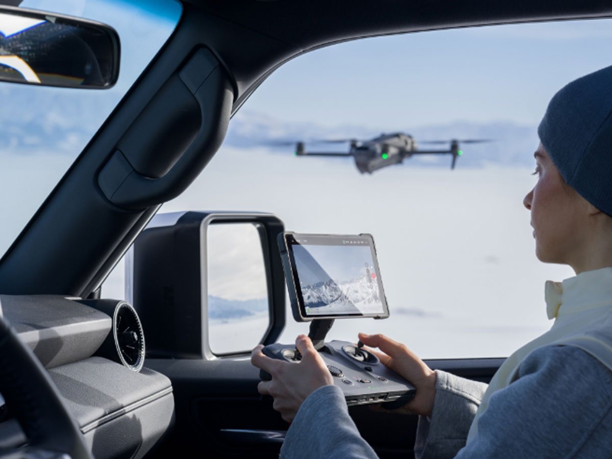 DJI RC Pro 2 - Grafika lifestyle