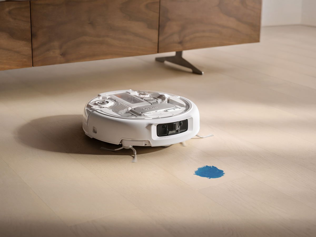 Robot sprzątający DJI ROMO A - Grafika lifestyle