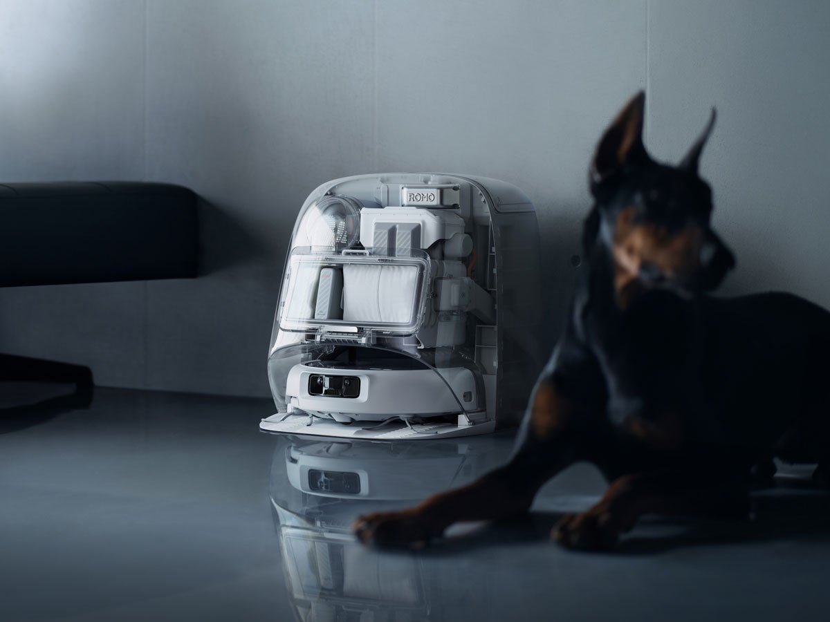 Robot sprzątający DJI ROMO P - Grafika lifestyle