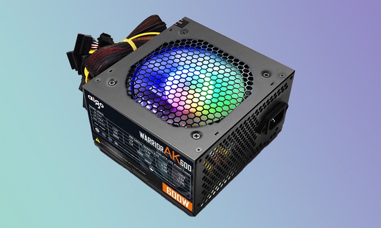 DarkFlash AK600 RGB 600 W Lüfter