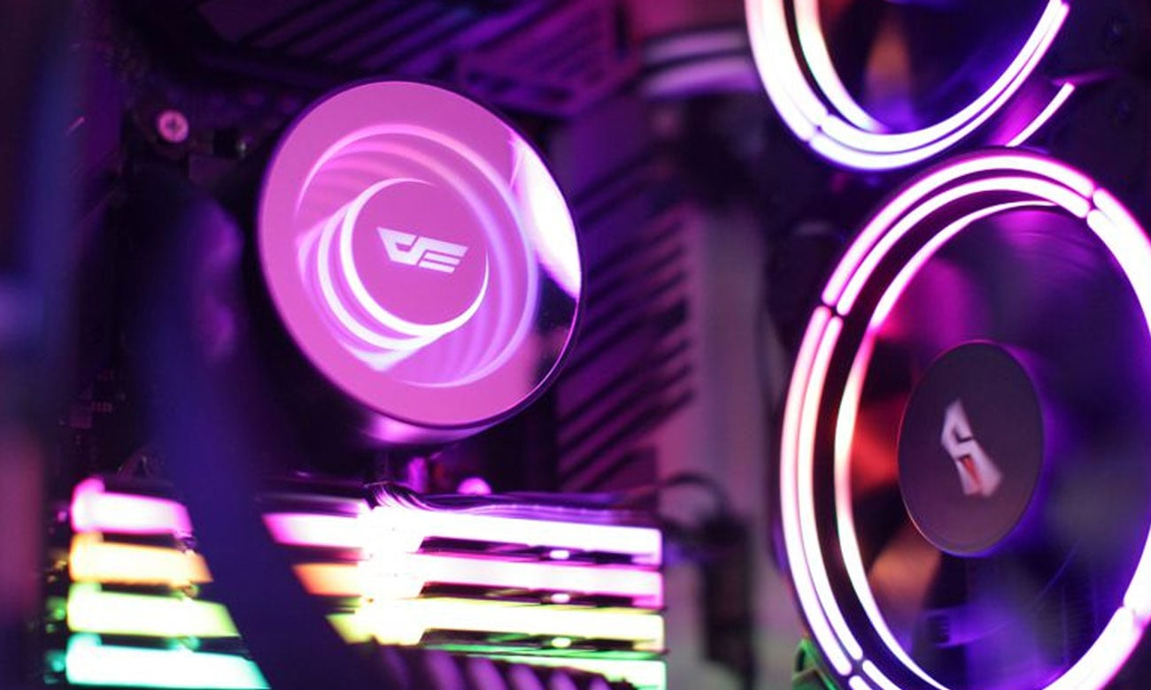 DarkFlash TR240 RGB w obudowie