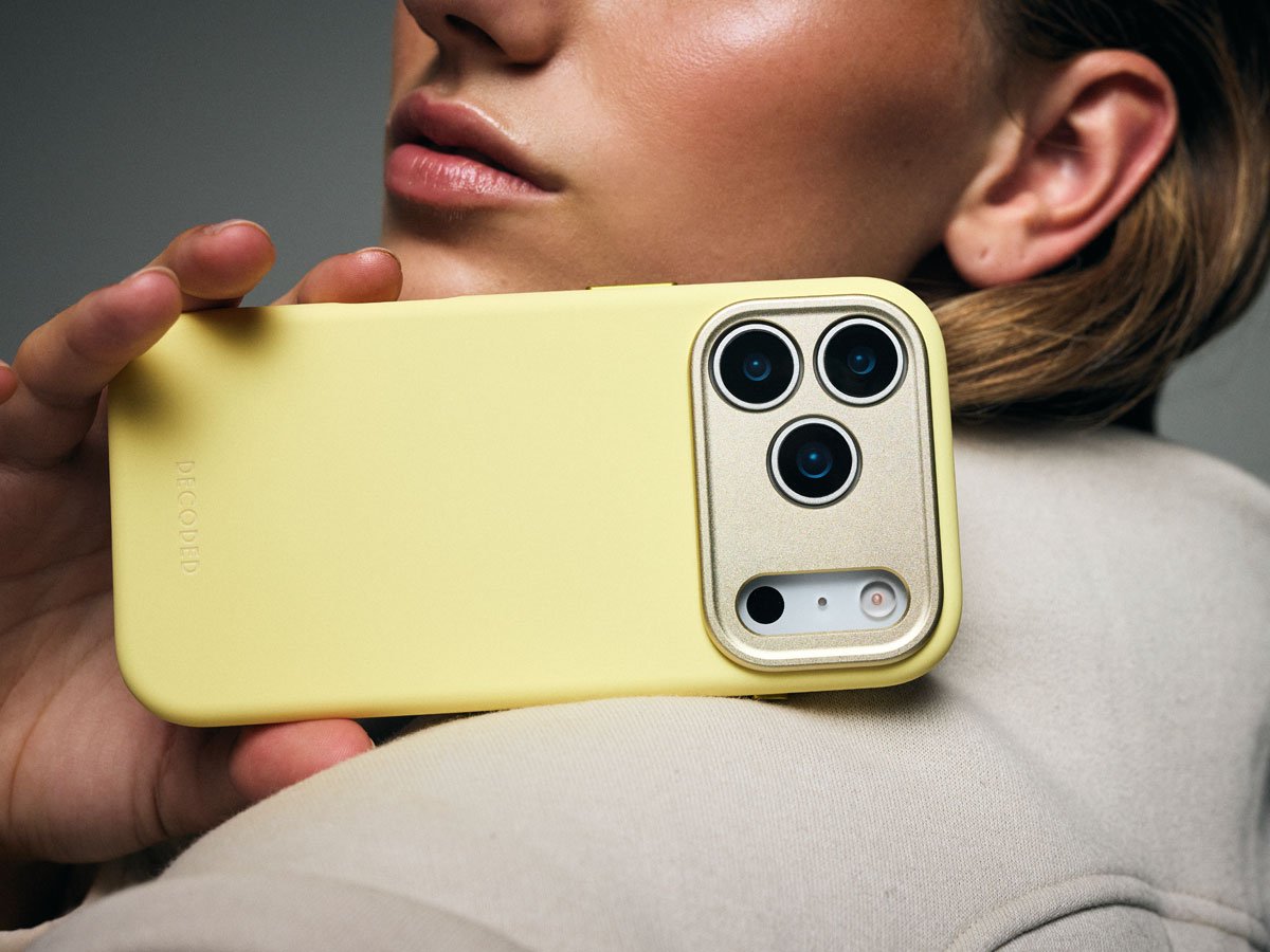 Decoded AntiMicrobial Silicone Backcover