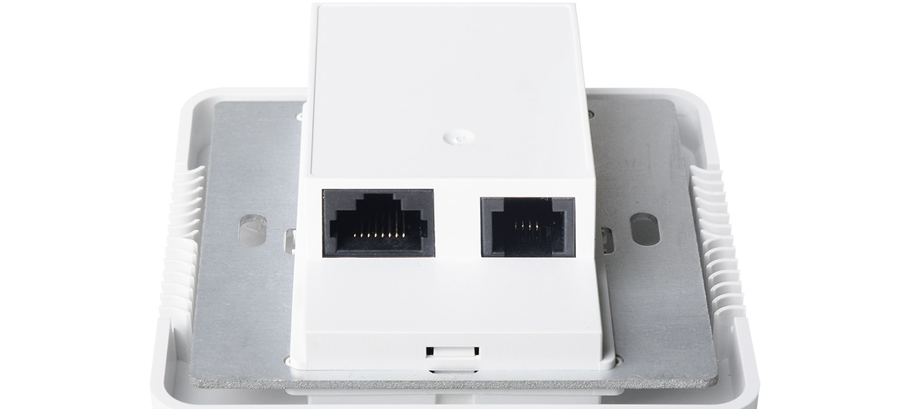 Dwupasmowy punkt dostępu AC1200 PoE