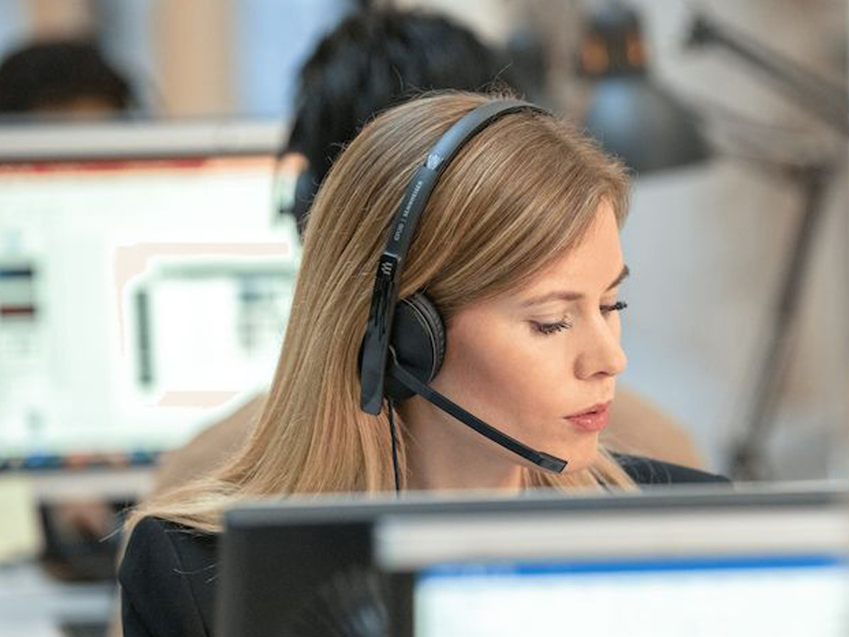 Zestaw słuchawkowy Epos Adapt 160T USB II - Grafika lifestyle