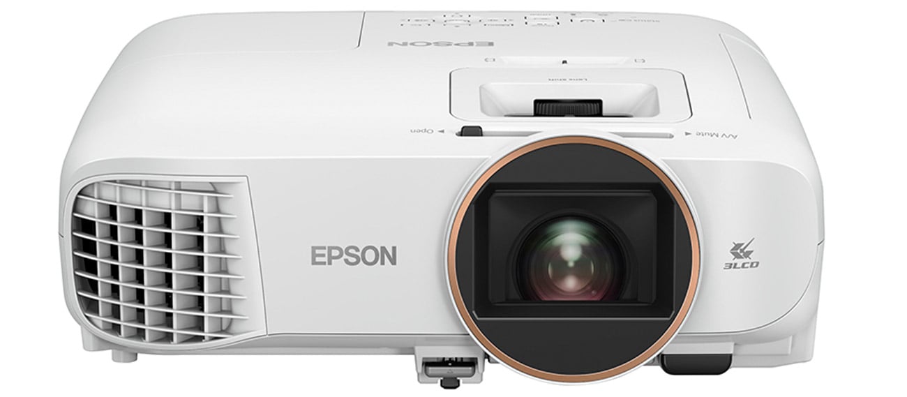Epson EH-TW5825 3LCD obiektyw