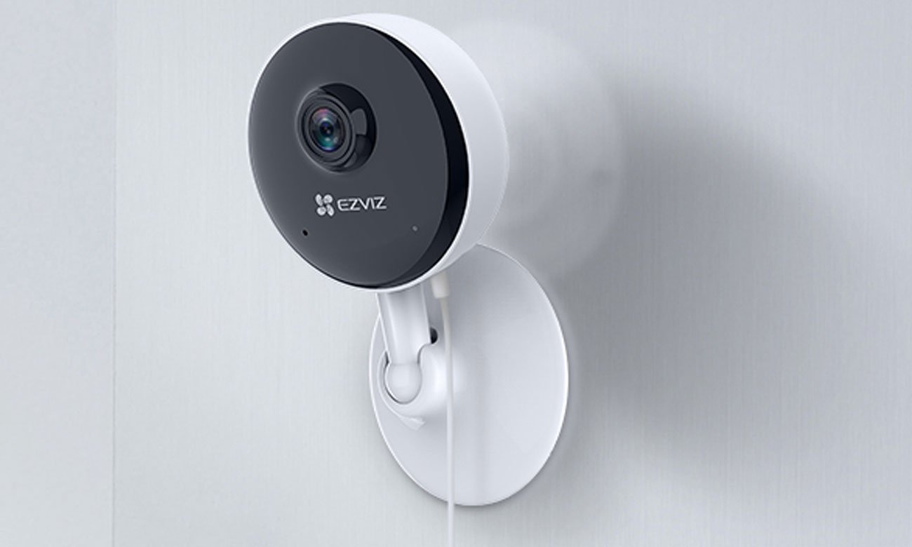 Inteligentna kamera domowa EZVIZ C1C-B - Wygoda użytkowania