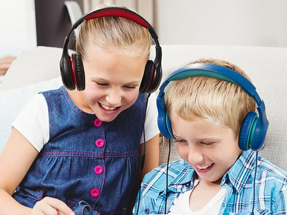 Słuchawki nauszne EarFun Kids K1 - Grafika lifestyle