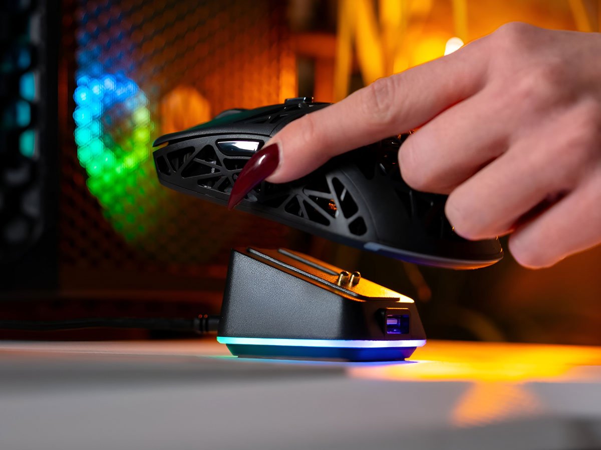 Mouse Dock ladowarka
