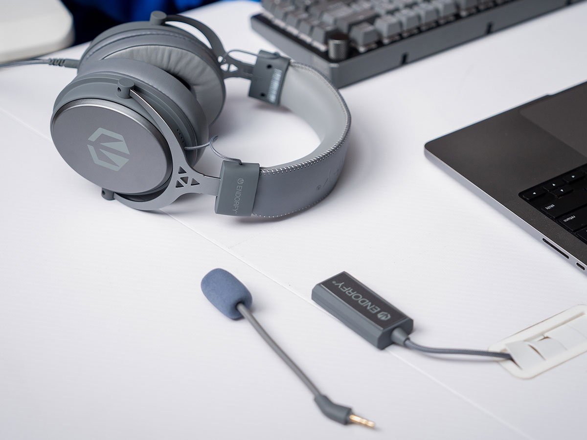 Słuchawki ENDORFYViro Plus USB Alt Gray - Grafika lifestyle