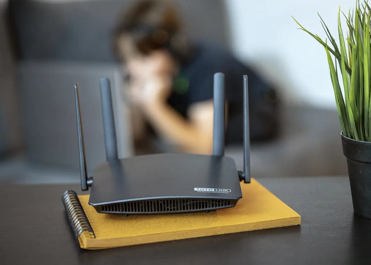 Totolink LR350 | Router WiFi | 2,4GHz, 4G LTE, 3x RJ45 100Mb/s, 1x SIM