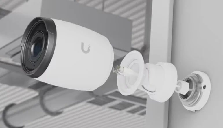 Ubiquiti UVC-AI-Pro White | Kamera IP | 4K Ultra HD 30fps, IP65, 1x RJ45 1000Mbps PoE, 3x zoom optyczny